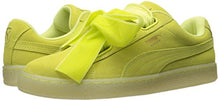 PUMA Women's Suede Heart Reset Wn's Fashion Sneaker
puma