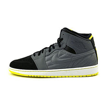 Air Jordan 1 Retro '99 Men's Basketball Sneaker
nike   jordan