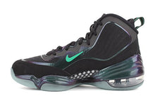 Nike Boy's Air Penny V Basketball Shoe
nike