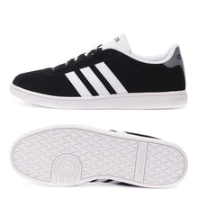 Original New Arrival 2017 Adidas NEO Label Men's Skateboarding Shoes Low Top Sneakers
adidas
