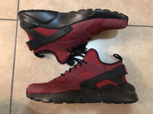 Nike Huarache Run Ultra Maroon Gym Black Running 819685-601 Men's Size 11 Rare
nike