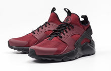 Nike Huarache Run Ultra Maroon Gym Black Running 819685-601 Men's Size 11 Rare
nike