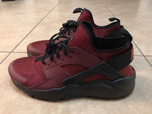 Nike Huarache Run Ultra Maroon Gym Black Running 819685-601 Men's Size 11 Rare
nike